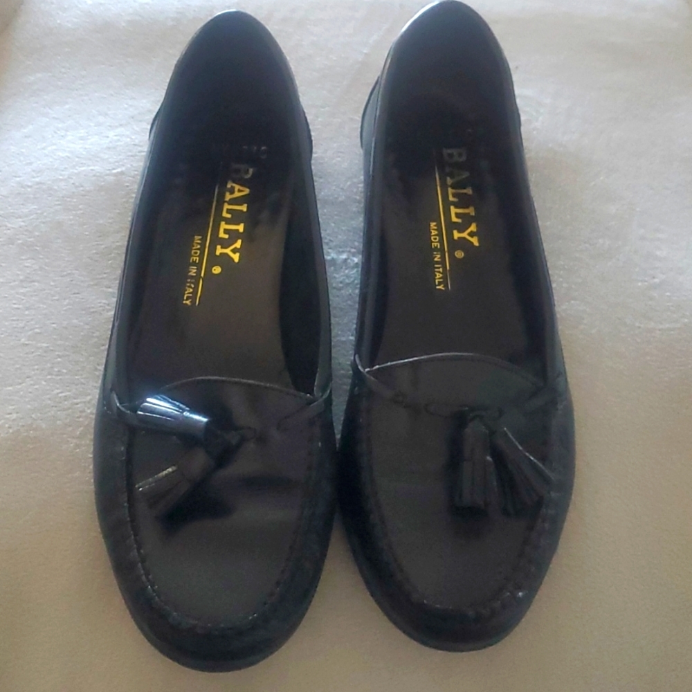 SOLD Tassel Italian loafers